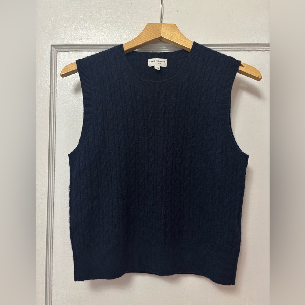 CLUB MONACO Mini Cable Cashmere Shell - size m - Picture 2 of 5